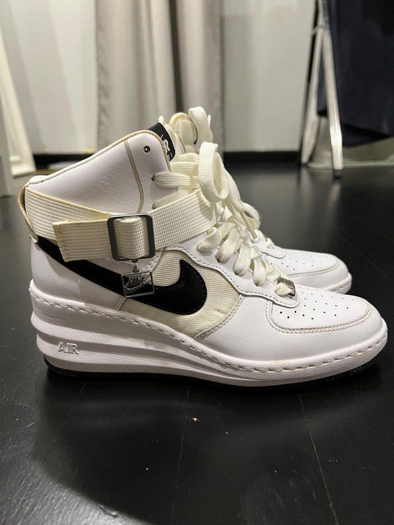 White shop nike heels