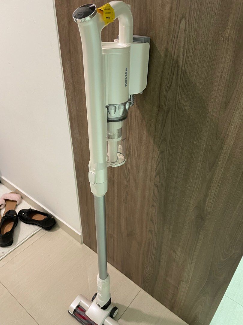 Novita V21Lite cordless vacuum cleaner, TV & Home Appliances, Vacuum