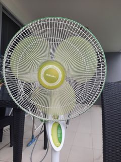 (Category: ) located in . Submitted by rmukh (Listing ID 1233171912, Image 1). Description: .