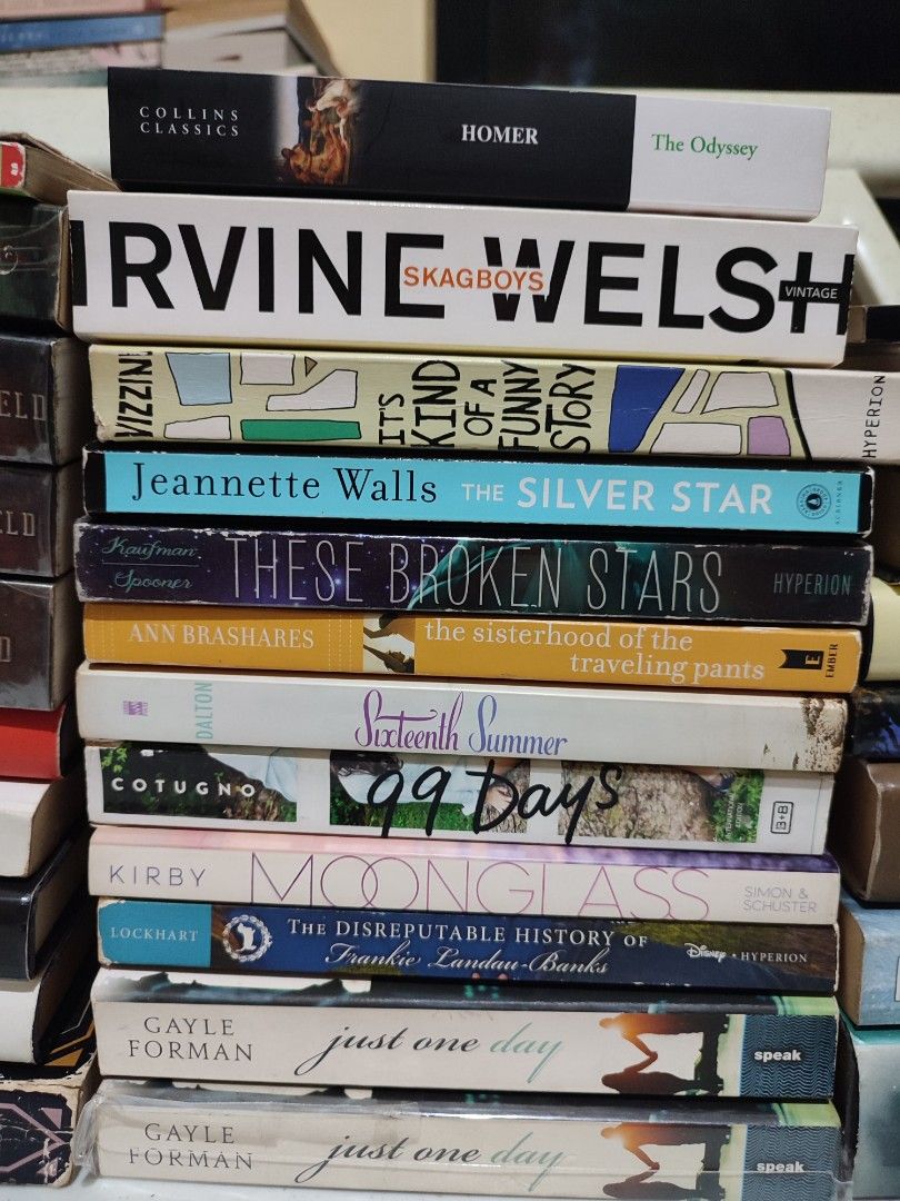 Pre-Loved Books 3 (Category: Storybooks) located in Taguig. Submitted by mad_about_books_pre_loved (Listing ID 1233082563, Image 3). Description: kindly note that these are second hand books please manage your expectations Message me if you are interested Thank you.