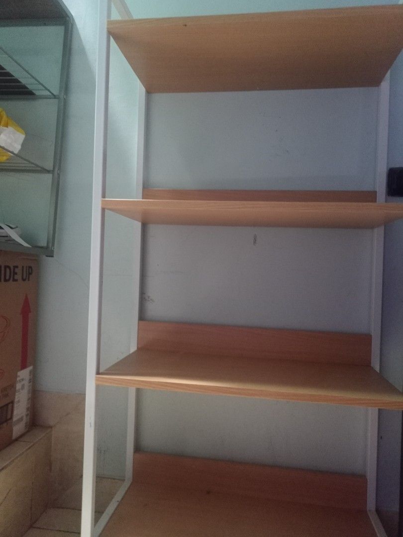 Rak ruang tamu, Perabotan Rumah di Carousell