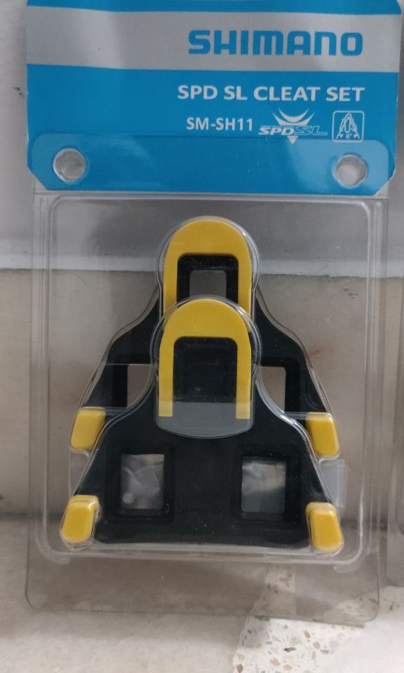 Shimano cleats red yellow blue outlet