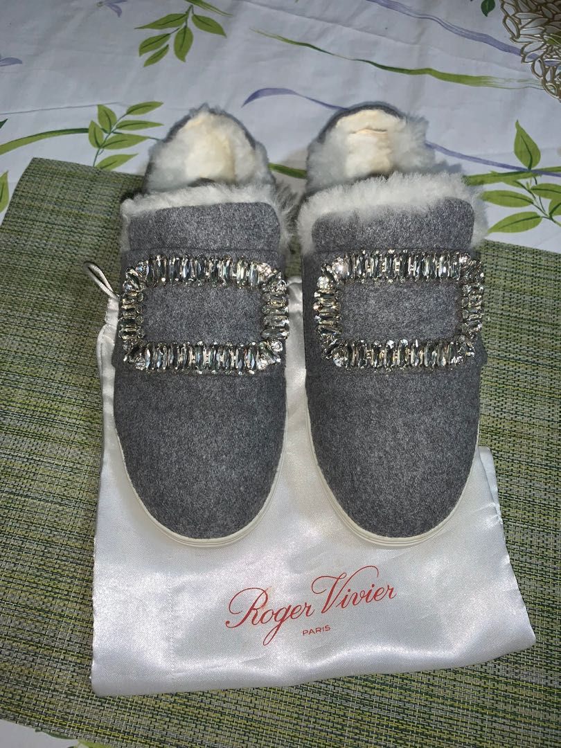 Roger Vivier Sneaky Viv Fur-Lined Strass Mule (Category: Sneakers & Footwear) located in Sebaste. Submitted by thingzzss (Listing ID 1232881090, Image 2). Description: Authentic Roger Vivier Sneaky Viv Fur-Lined Strass Mule Size 8 .