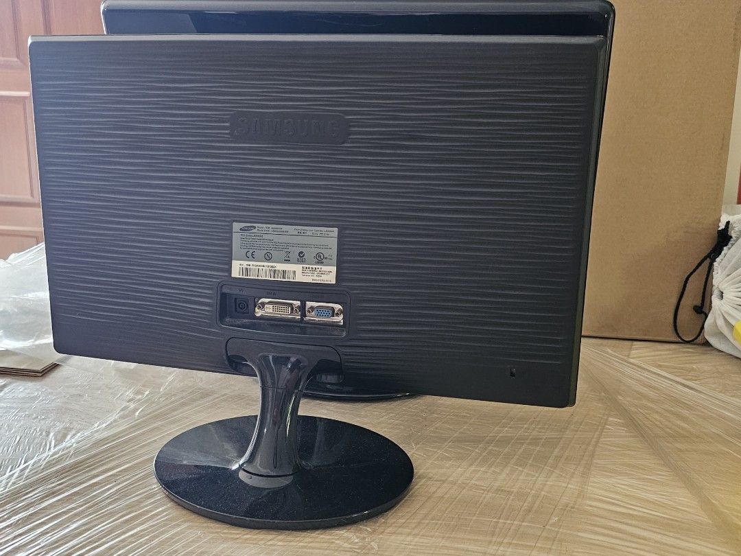 Samsung Monitor Screen S20B300B, Computers & Tech, Parts & Accessories