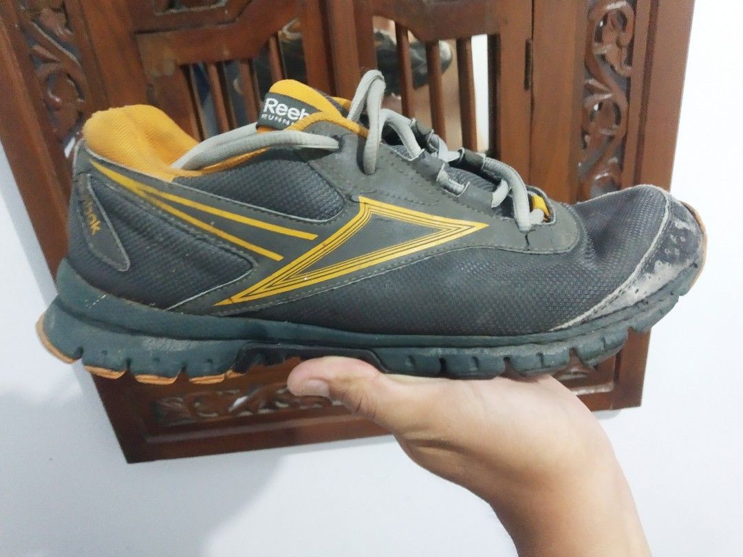 Harga sepatu reebok original 2016 outlet