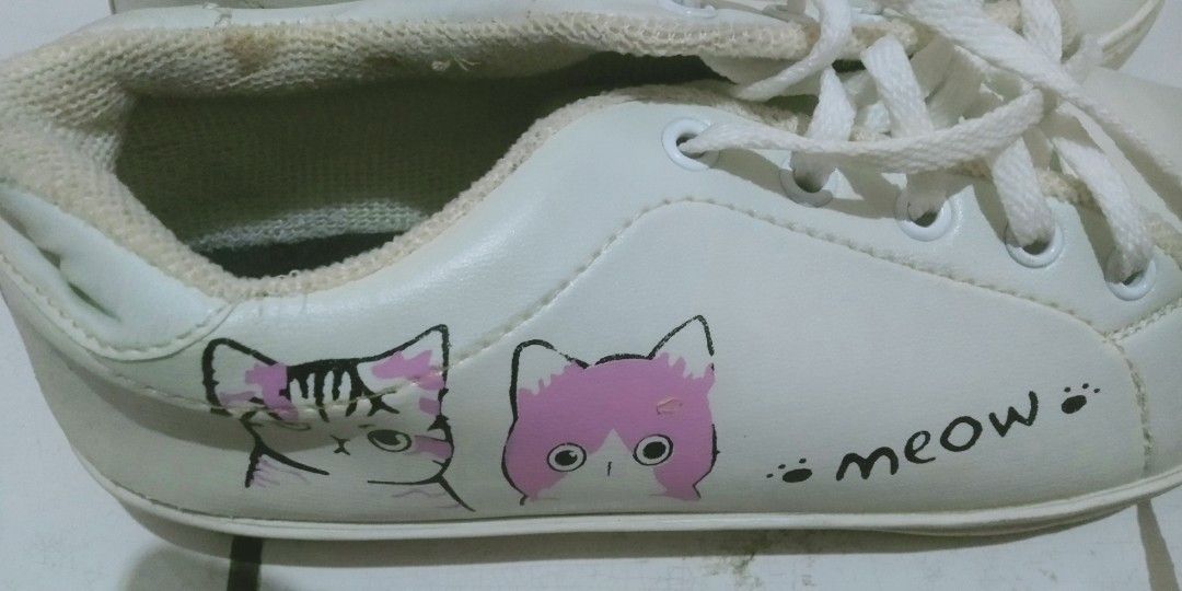 Sepatu Kets Wanita Sneaker Kucing Meow