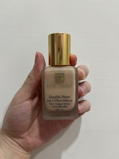 粉持久完美持妝粉底SPF10/PA++