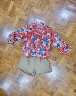 Summer floral polo blouse