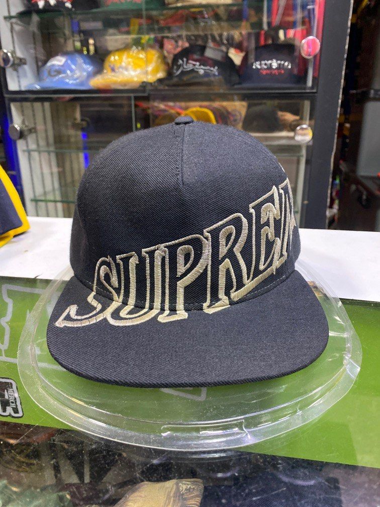 Supreme shop snapback hat