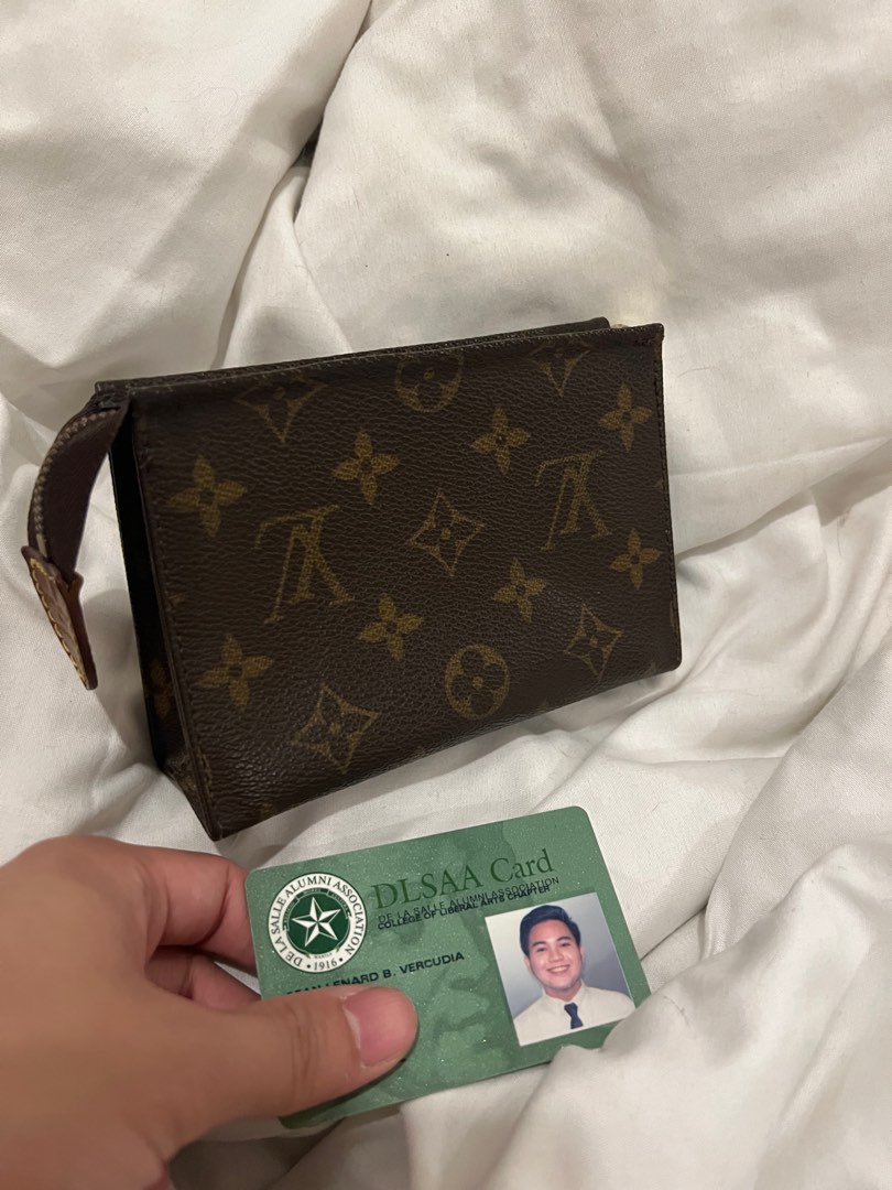 Lv toiletry pouch 15, Luxury, Bags & Wallets on Carousell