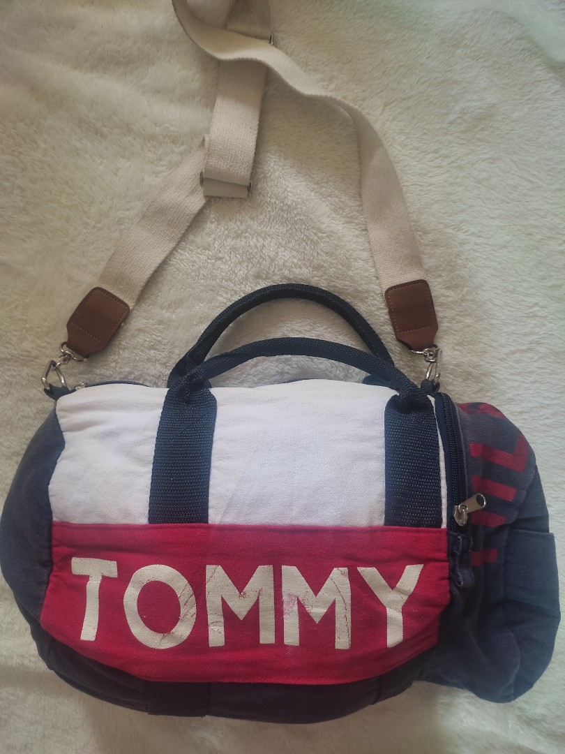 tommy Hilfiger duffle bag on Carousell