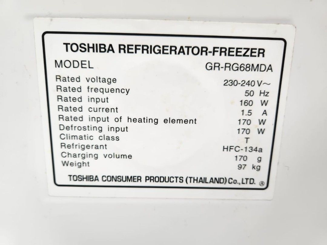 TOSHIBA auto ice maker 2 door refrigerator fridge, TV & Home Appliances