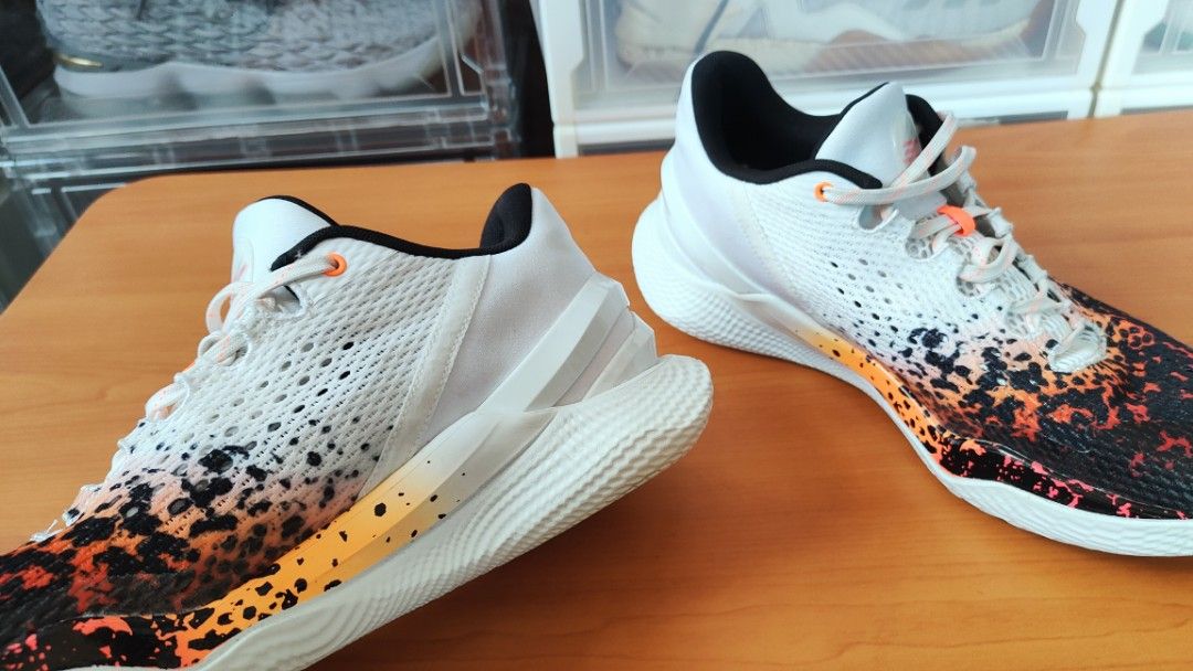 UA Curry 2 Low Flotro