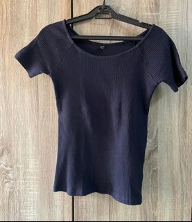 Uniqlo Boat Neck Ribbed Top