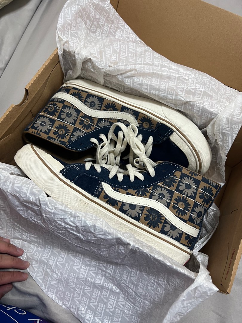 Blue daisy vans clearance