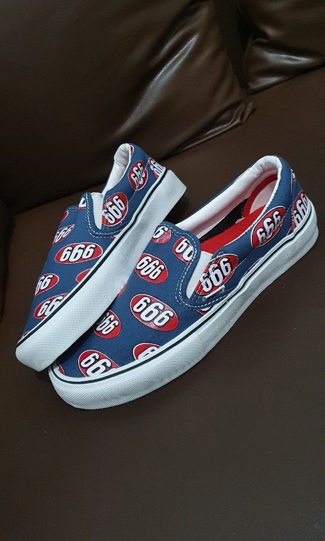 Vans slip on supreme size 41 like new