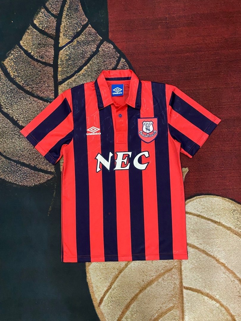 Vintage outlet everton jersey