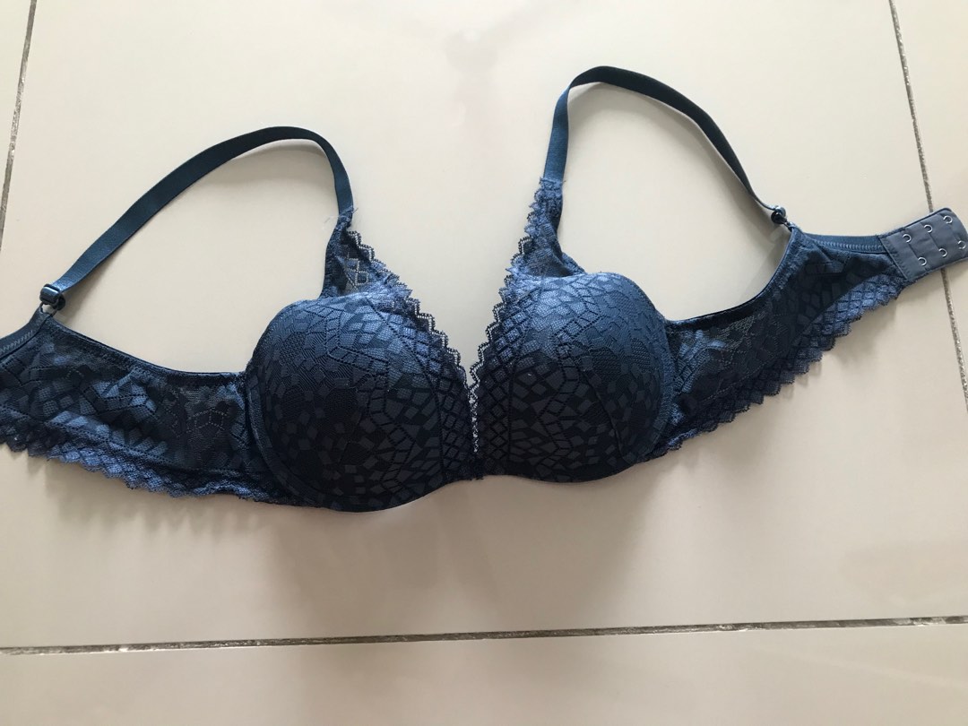 Wacoal Bra Size B80 Women s Fashion New Undergarments Loungewear On 