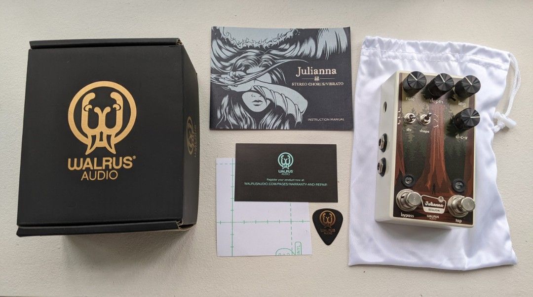 Walrus Audio Julianna Deluxe Chorus/Vibrato - National Park Series