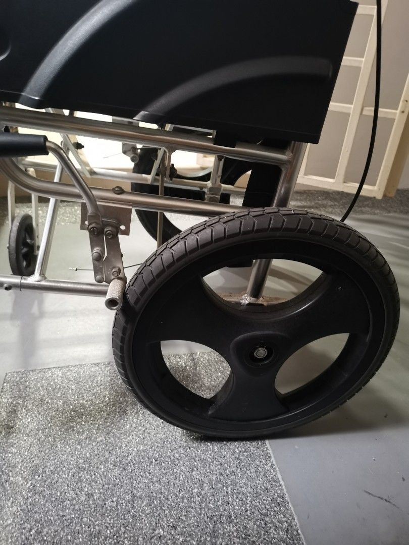 Wheelchair for free, Health & Nutrition, Medical Supplies & Tools on