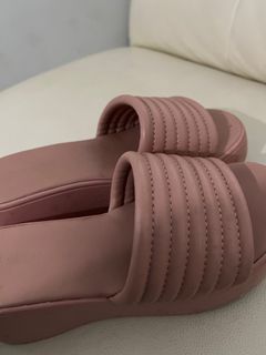 Y2k pink wedge shoes