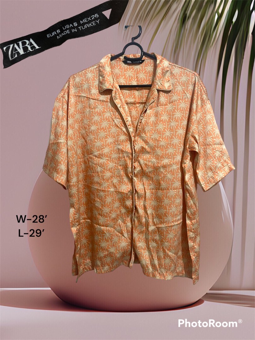 Zara runs big, Women's Fashion, Tops, Blouses on Carousell