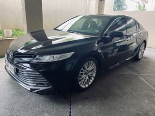 2020 Toyota  Camry  2.5V 8t kms Only  Auto