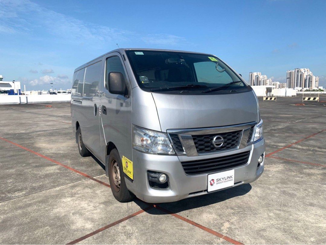 2nd hand nissan urvan top