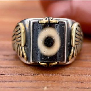 「西藏扎基寺加持，至純天珠一眼天珠鑲925純銀戒指，純手工雕刻設計款銀鑲戒指  一眼天珠象征思绪清明，開闊眼界，智慧之眼。」64241448571011110