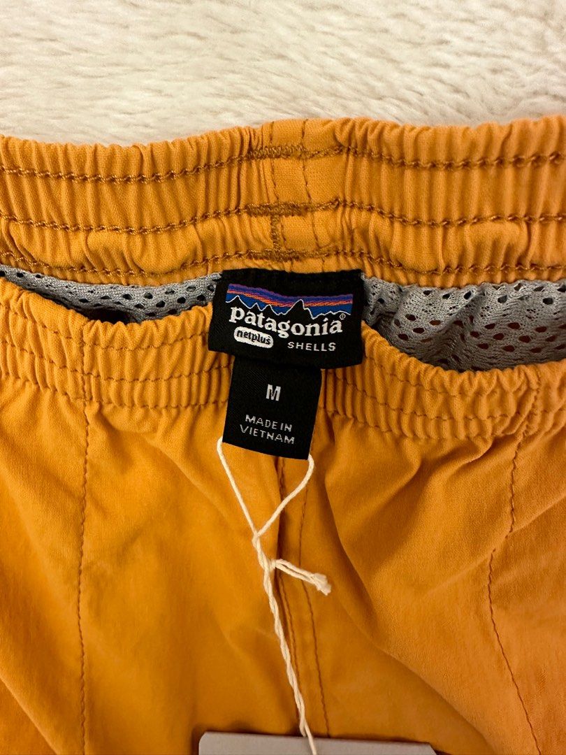 全新有牌Patagonia Baggies Lights Shorts (NetPlus®) 短褲(原價590), 男裝, 褲＆半截裙, 短褲-  Carousell