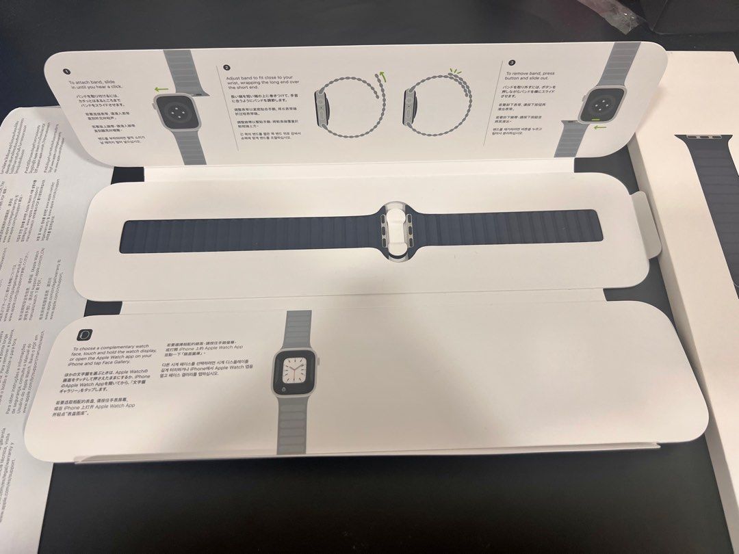Apple watch leather link size deals
