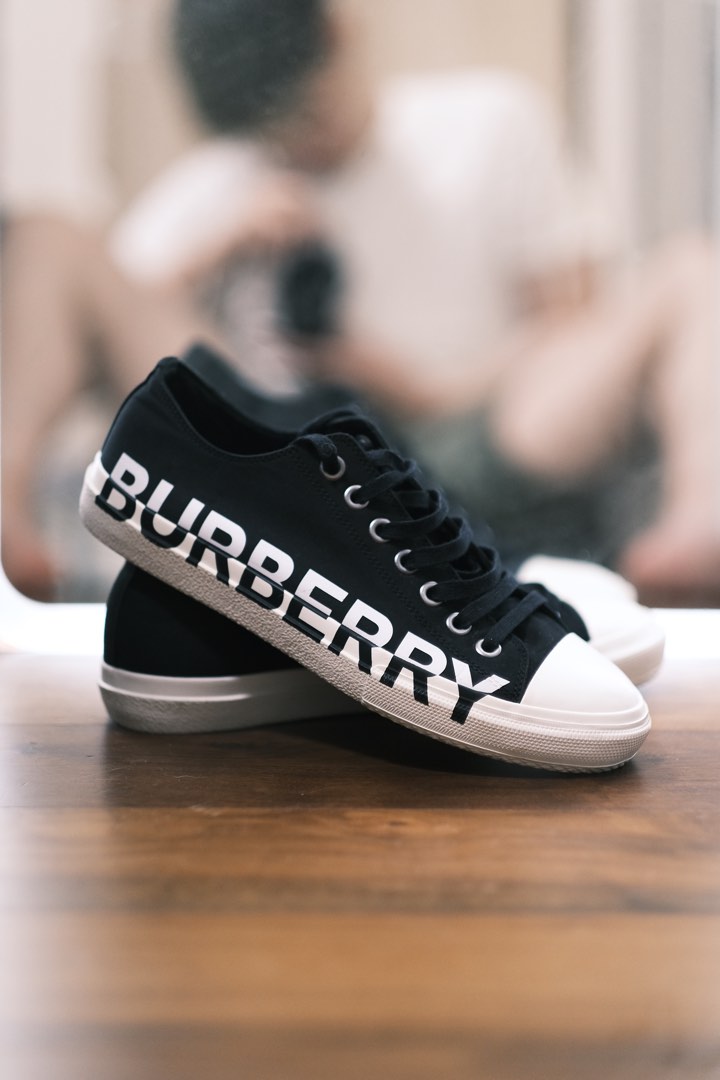 Authentic deals burberry shoes