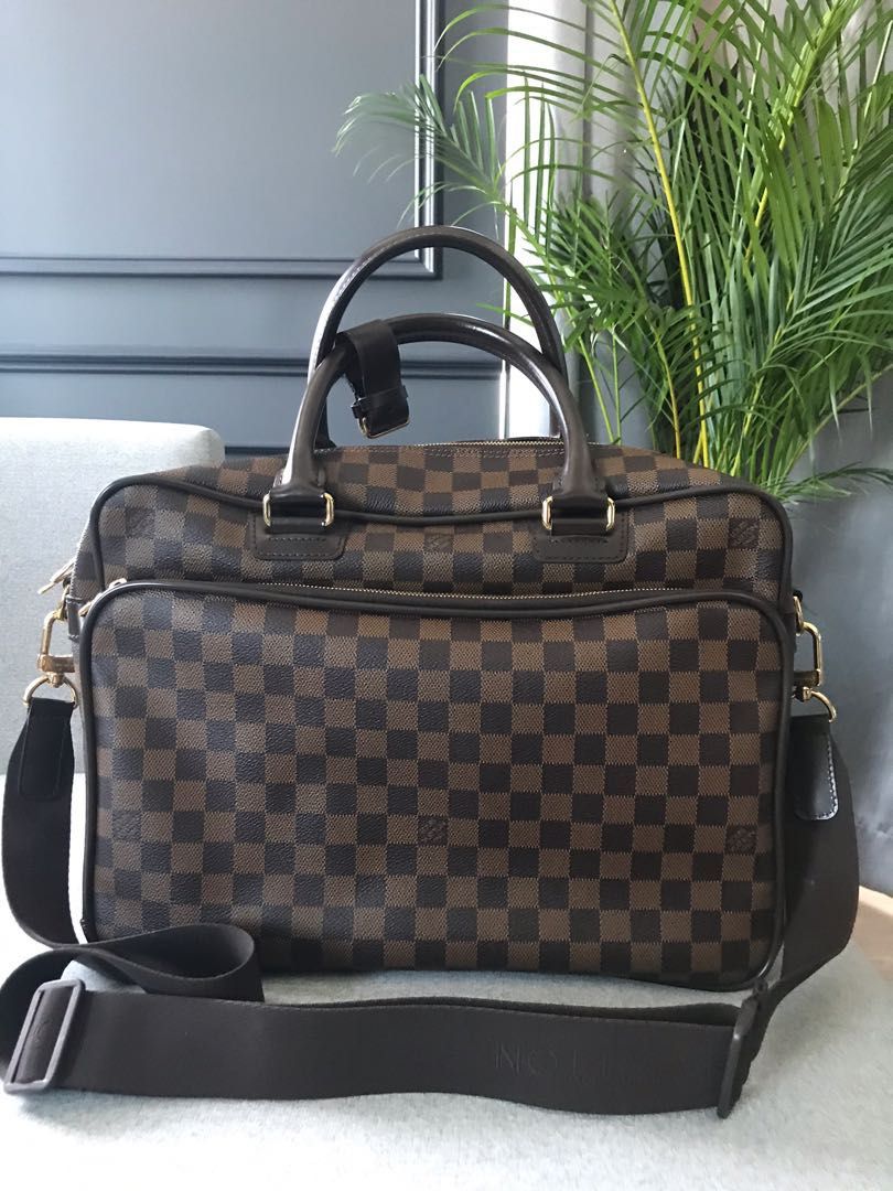 Authentic Louis Vuitton Damier Ebene Icare Document Computer Bag unisex lv  Like new, Luxury, Bags & Wallets on Carousell