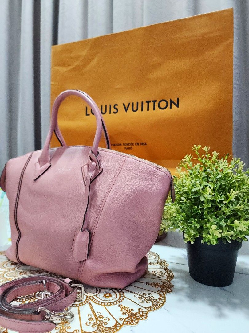 Louis Vuitton Veau Cachemire Soft Lockit Pm