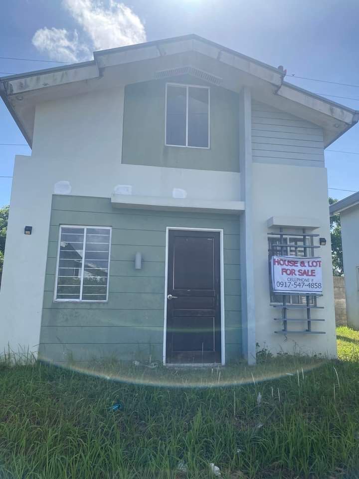 Avida Village Cerise Nuvali (Category: House & Lot) located in Manila. Submitted by kulasaphil25546 (Listing ID 1233376130, Image 2). Description: For Sale House & Lot: Avida Village Cerise Nuvali Lot: 110sqm Type: Bare (with improvement) Price: 3,500,000 .