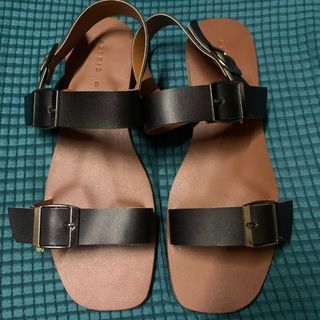 AZTRID Sandals Size 9