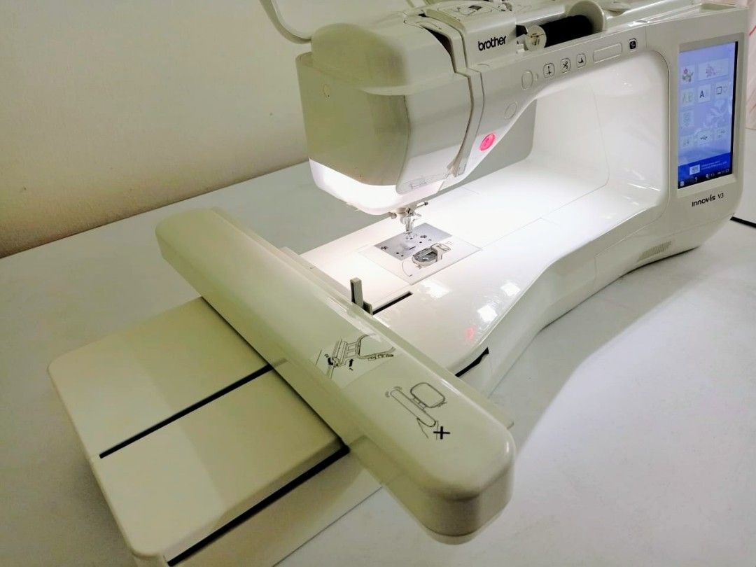Brother InnovIs V3 Embroidery/ Sulam Sewing Machine, TV & Home