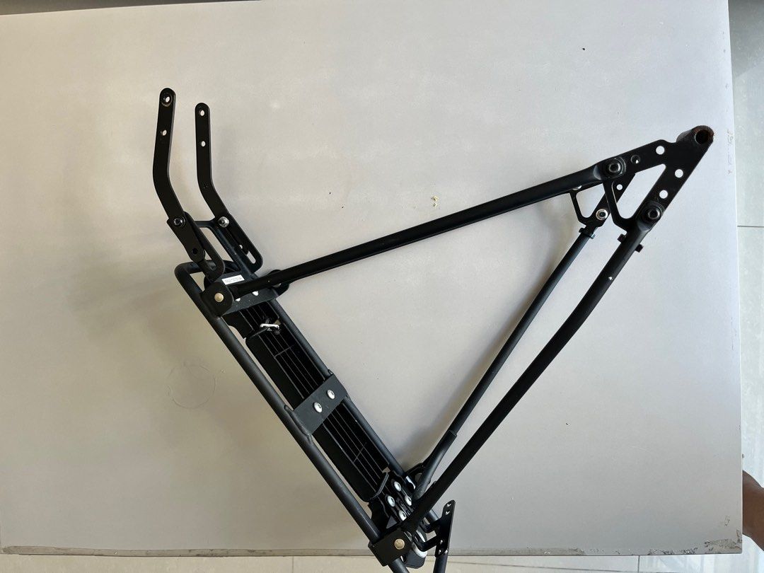 Btwin bike carrier and front basket, Sports Equipment, Bicycles & Parts