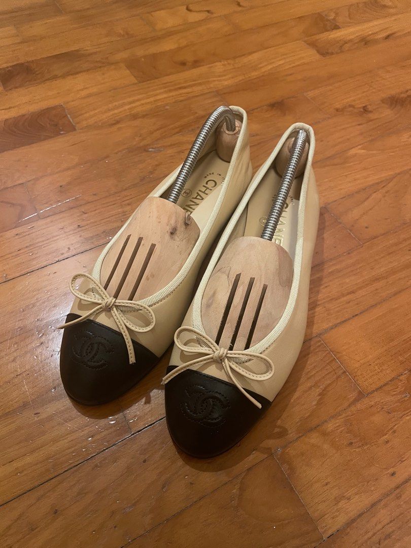 Chanel flats sales beige