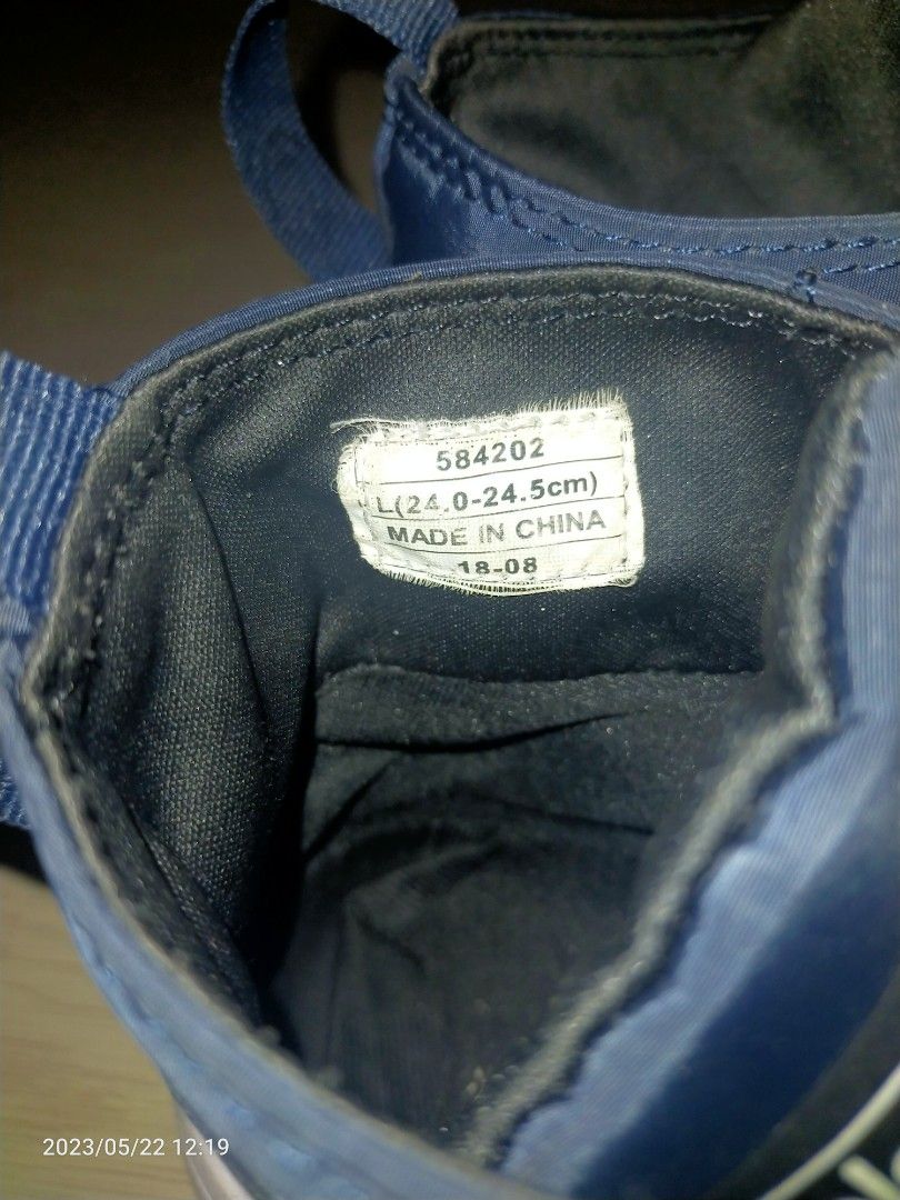 coleman hiking shoes