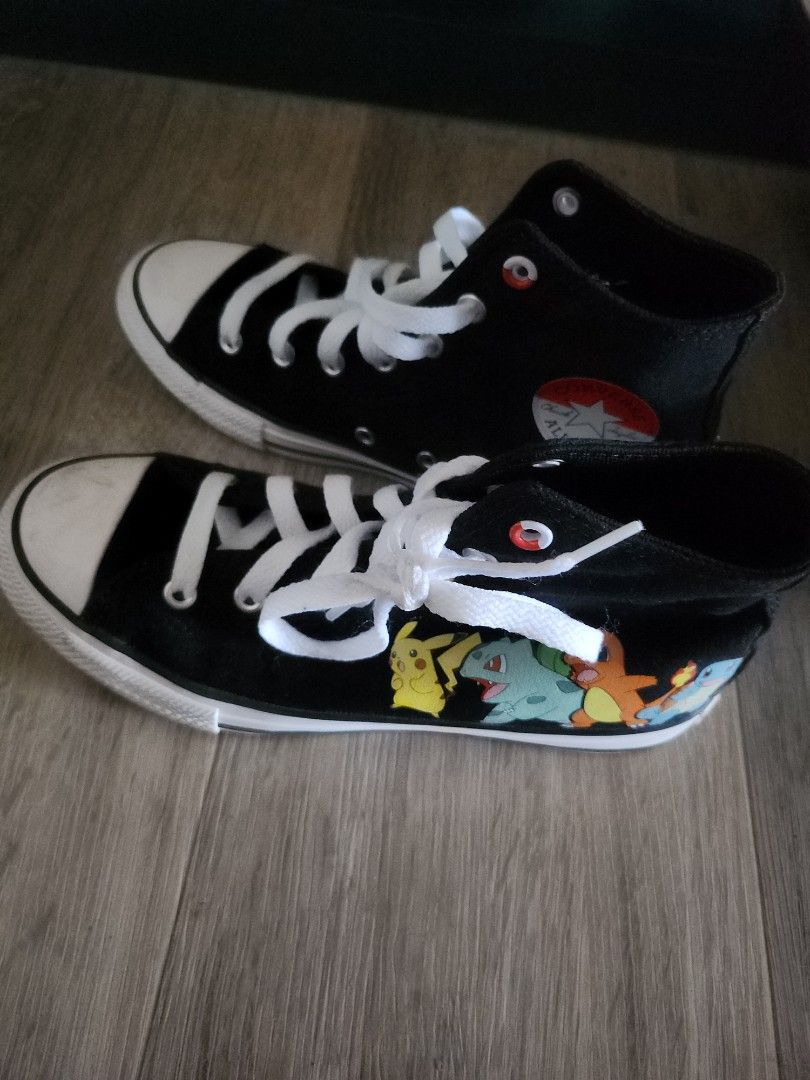Converse pokemon deals