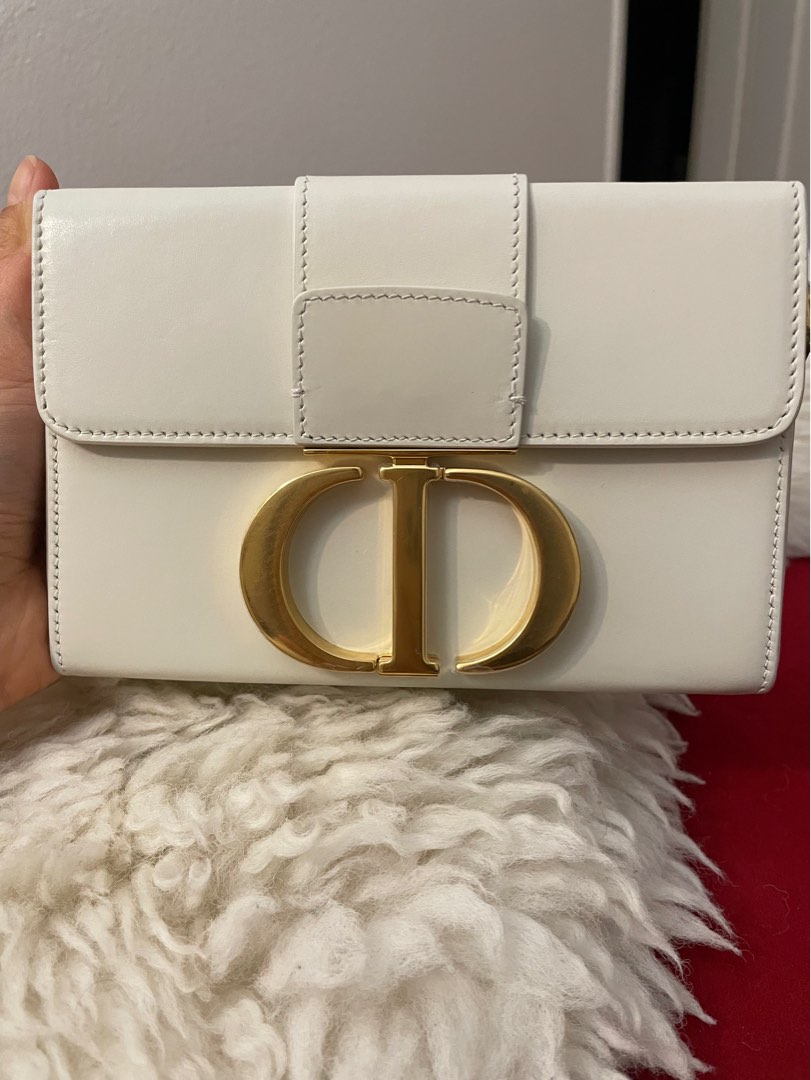 Authentic brand new in box Dior 30 Montaigne Passport holder PREORDER,  Luxury, Accessories on Carousell