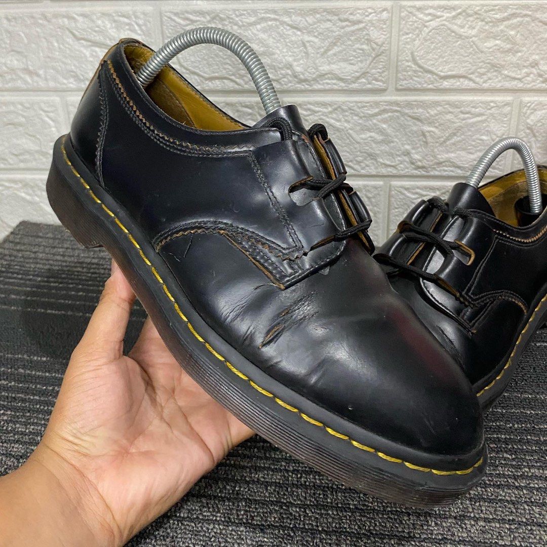 Dr Martens Ghillie (Category: Casual Shoes) located in Iligan City. Submitted by sapatoes.ilg (Listing ID 1233254857, Image 2). Description: Euro 41.
