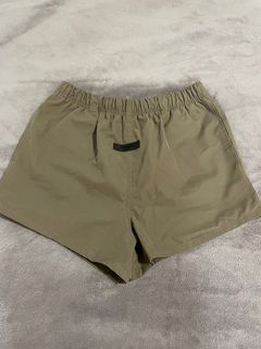 ESSENTIALS  尼龍短褲