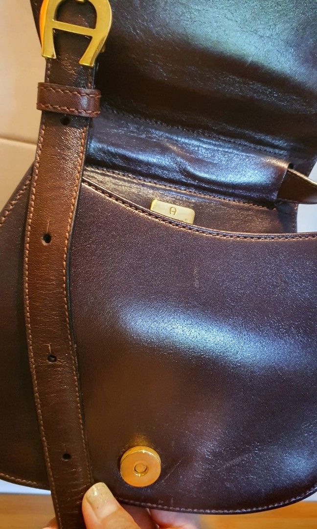 Etienne aigner leather handbags outlet
