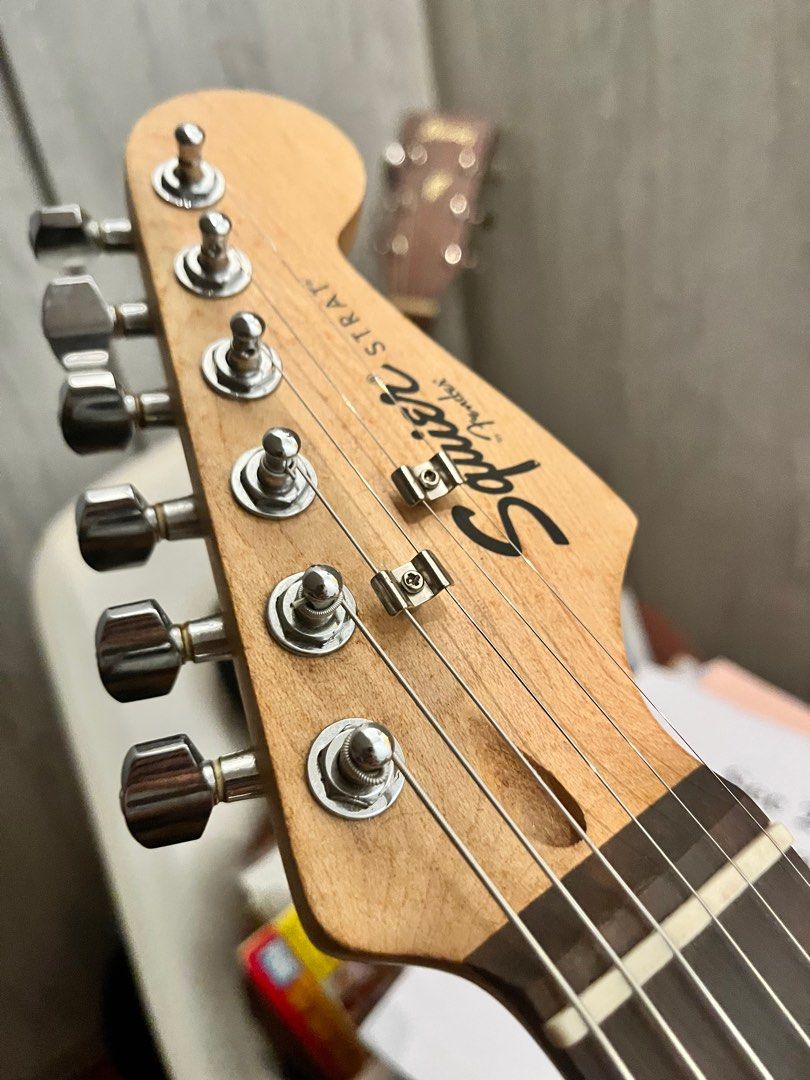 Fender Squier Stratocaster, Hobbies & Toys, Music & Media, Musical ...