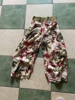 (Category: ) located in . Submitted by ynabg (Listing ID 1233352617, Image 1). Description: .