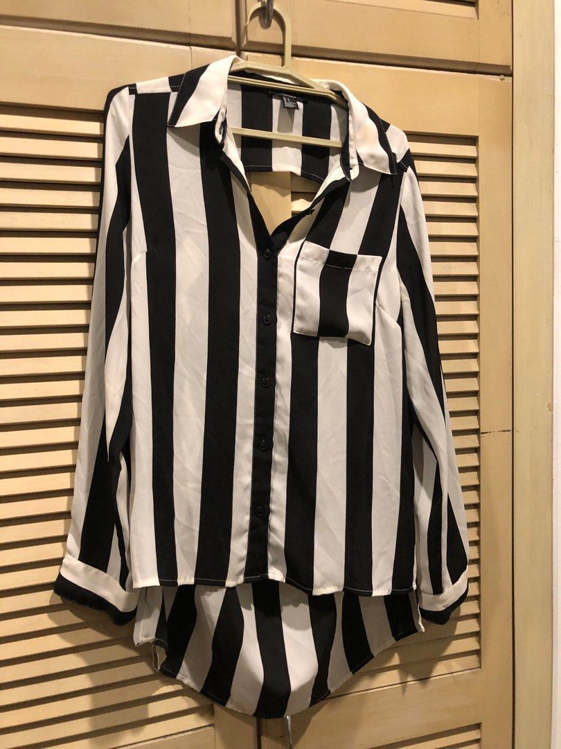 Forever21 long sleeve open back black white stripes blouse