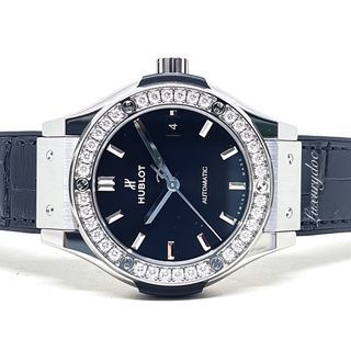 FS.BNIB HUBLOT CLASSIC FUSION TITANIUM BLACK DIAMONDS AUTOMATIC 38MM WATCH 565.NX.1470.LR.1204