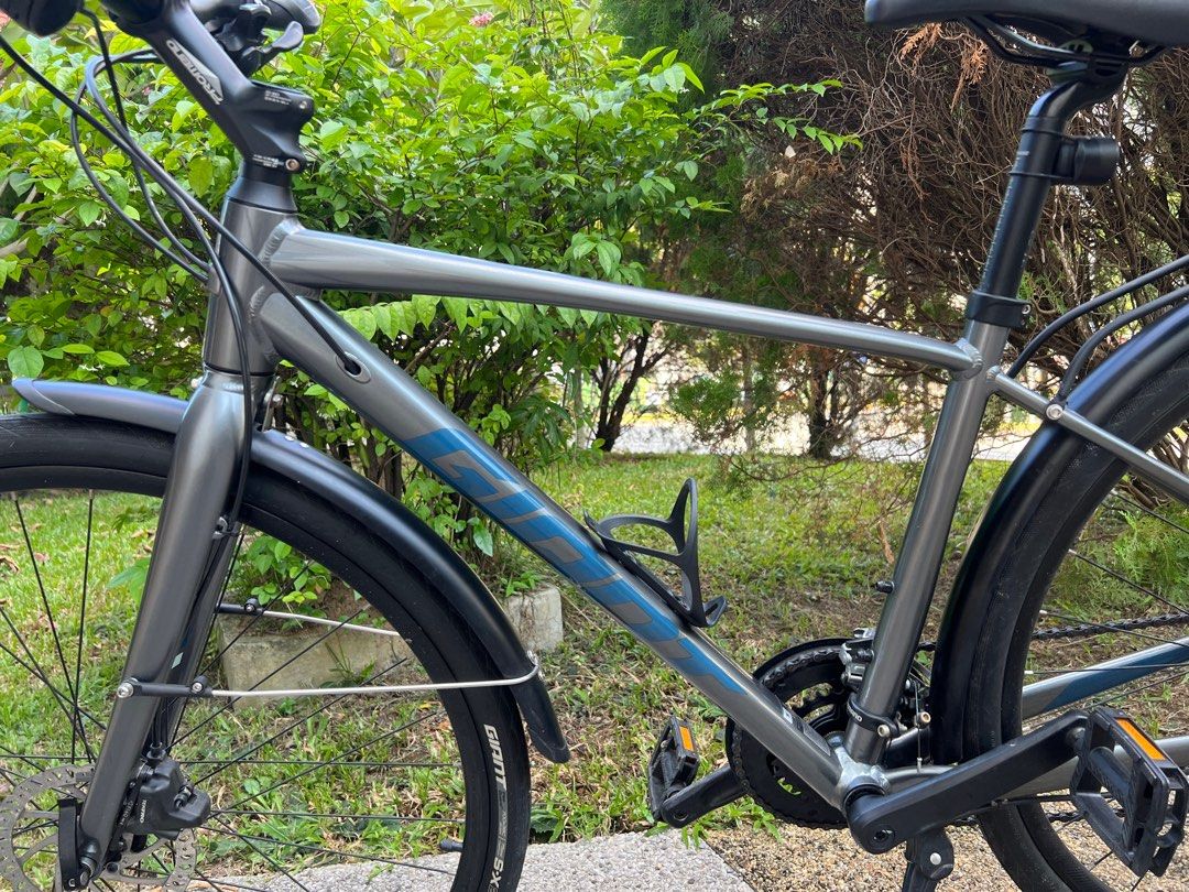 Giant escape 2 disc 2019 weight discount